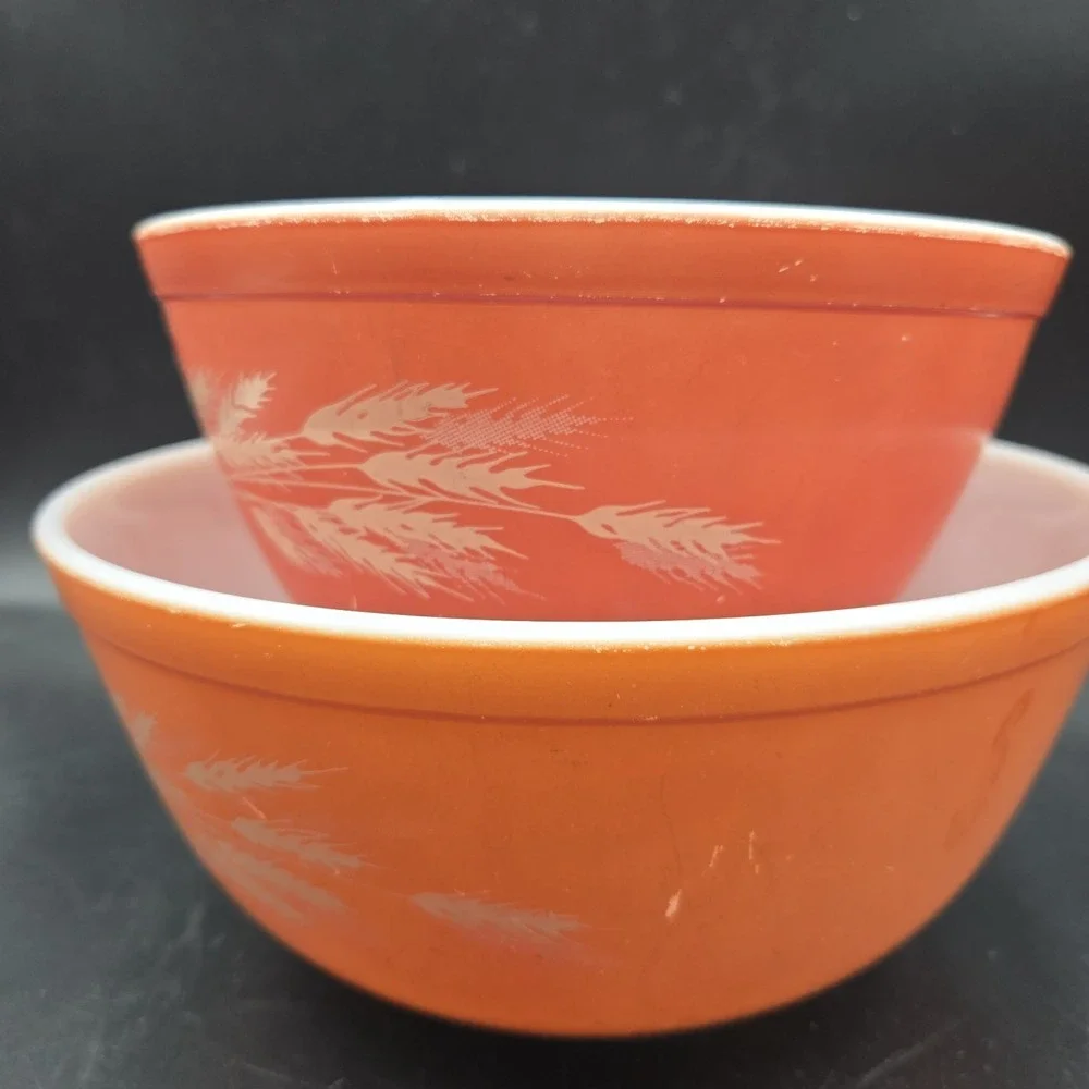 Vintage PYREX‎ Autumn Harvest Wheat 402 403 Nesting Mixing Bowls Set of 2